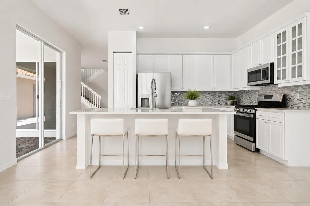 207 Isle Verde Way Palm Beach Gardens FL 33418