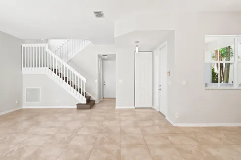 207 Isle Verde Way Palm Beach Gardens FL 33418
