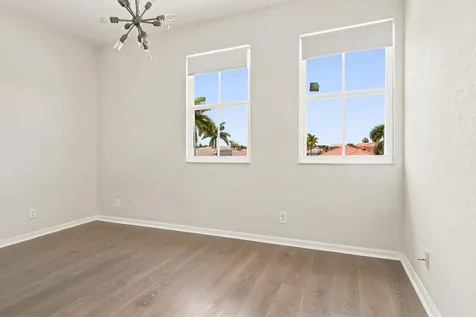 207 Isle Verde Way Palm Beach Gardens FL 33418