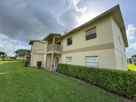 1790 Abbey Road West Palm Beach FL 33415