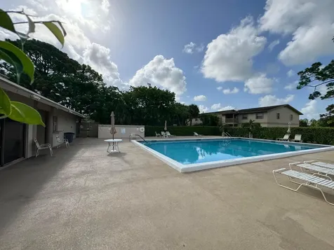 1790 Abbey Road West Palm Beach FL 33415