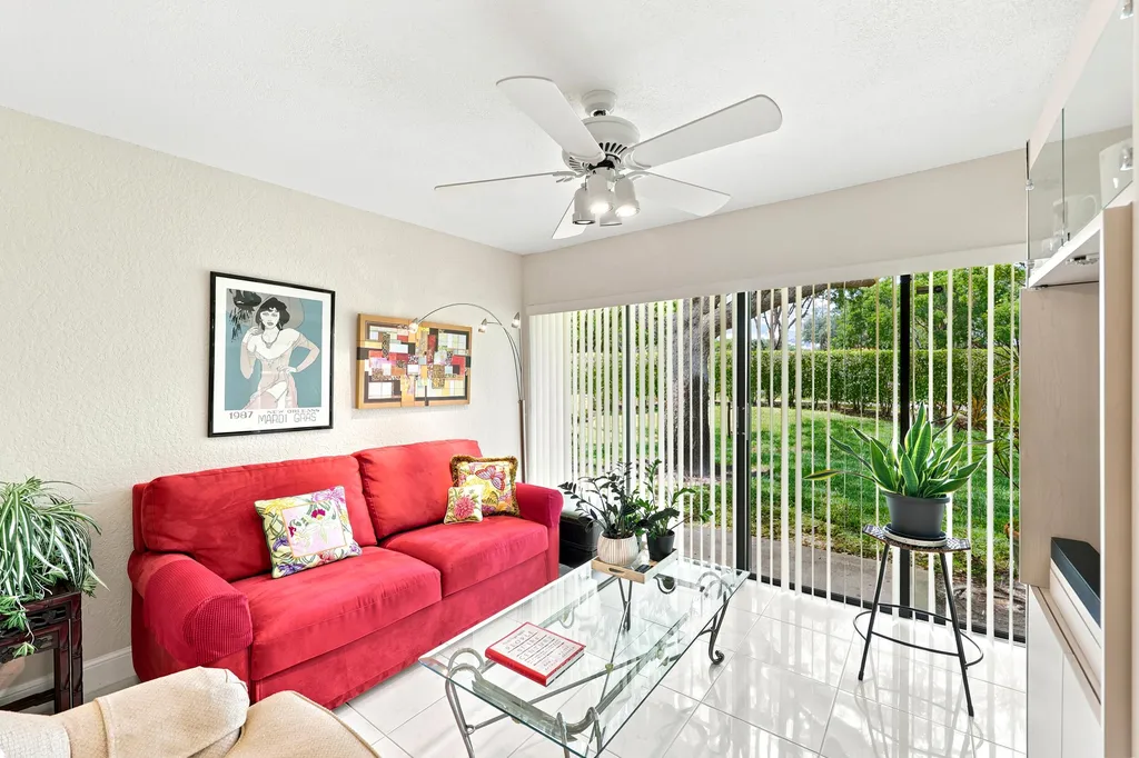8343 Springlake Drive Boca Raton FL 33496