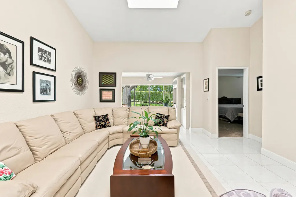 8343 Springlake Drive Boca Raton FL 33496