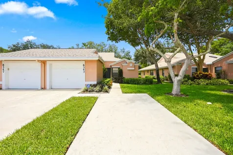 8343 Springlake Drive Boca Raton FL 33496