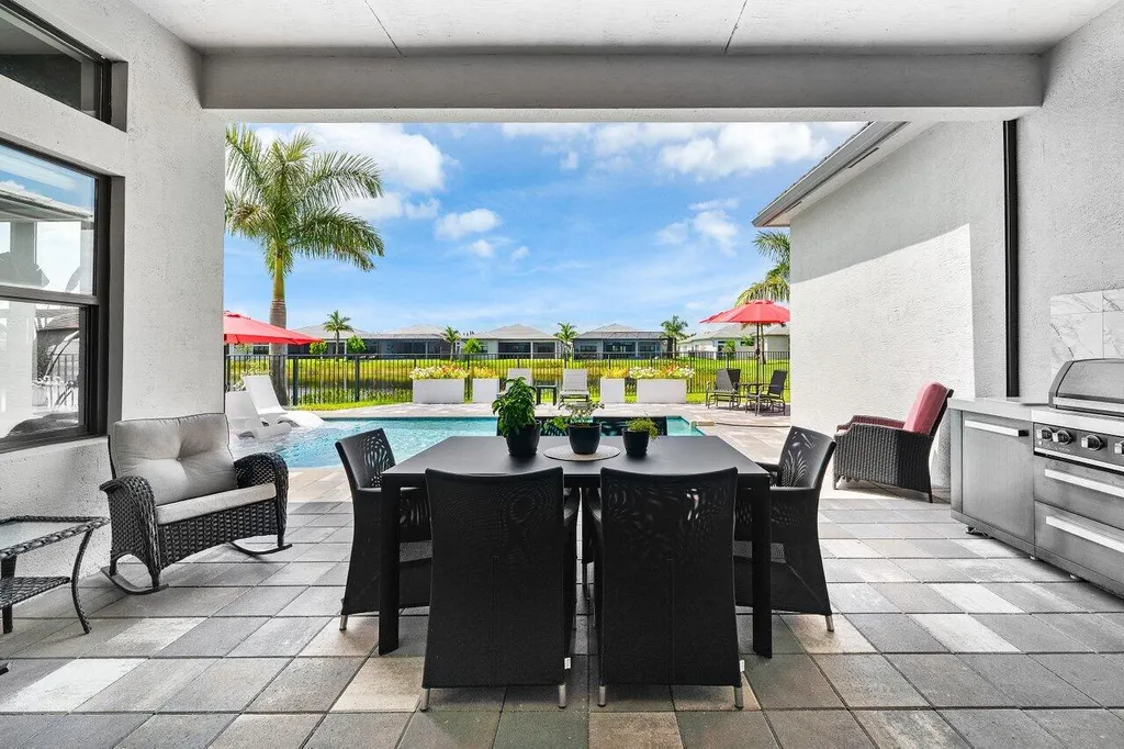 9850 Evergreen Woods Lane Boynton Beach FL 33473