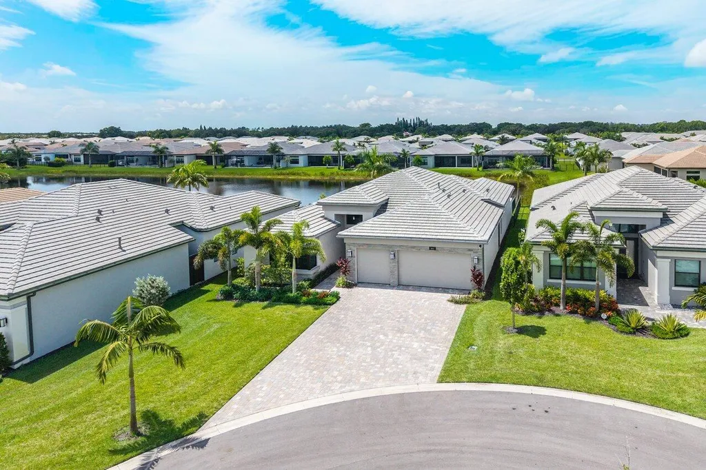 9850 Evergreen Woods Lane Boynton Beach FL 33473