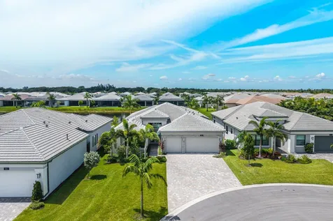 9850 Evergreen Woods Lane Boynton Beach FL 33473
