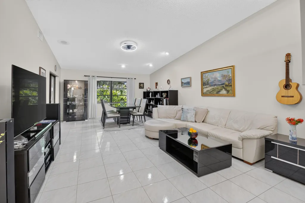 8246 Springview Terrace Boca Raton FL 33496