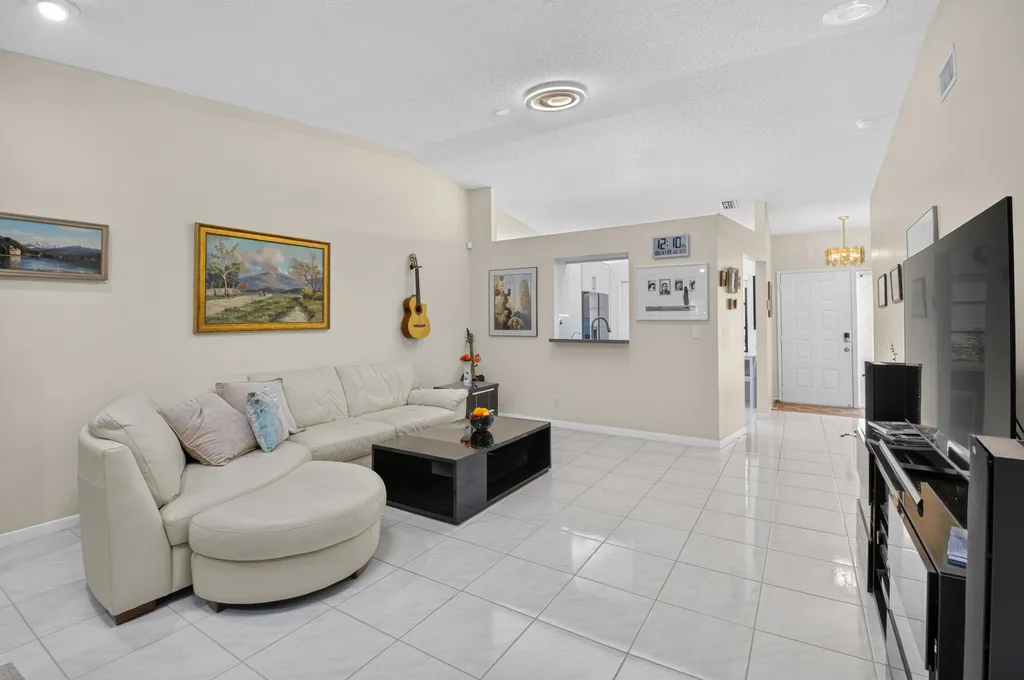 8246 Springview Terrace Boca Raton FL 33496