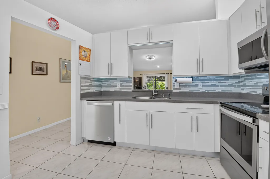 8246 Springview Terrace Boca Raton FL 33496
