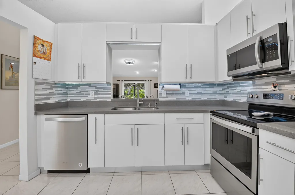 8246 Springview Terrace Boca Raton FL 33496
