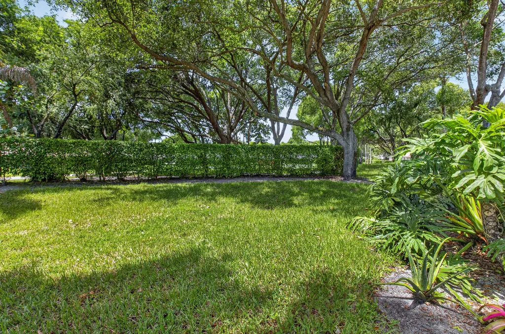 8246 Springview Terrace Boca Raton FL 33496