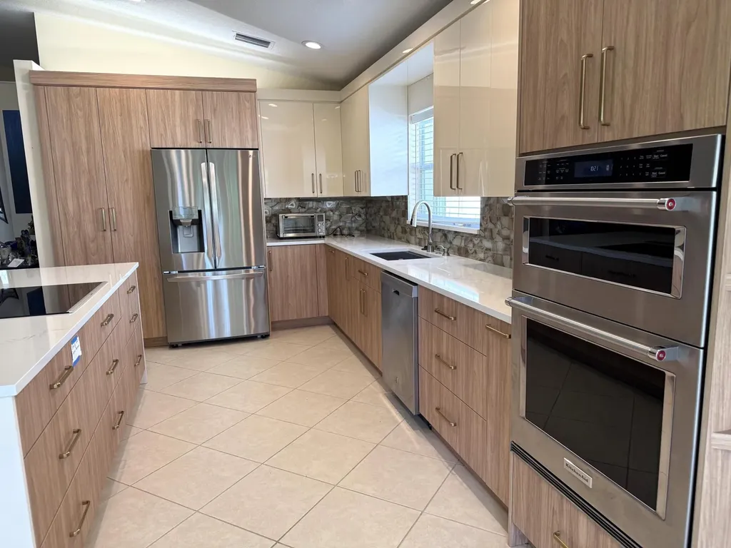 8135 Playa Del Sur Boulevard Lake Worth FL 33467
