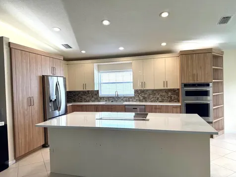 8135 Playa Del Sur Boulevard Lake Worth FL 33467