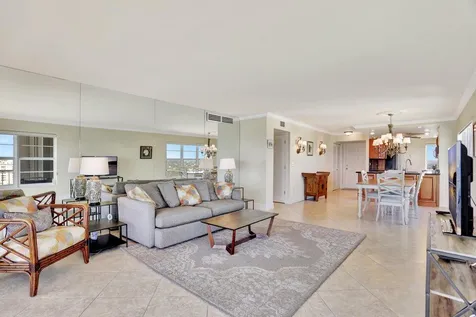 1021 Hillsboro Mile Hillsboro Beach FL 33062