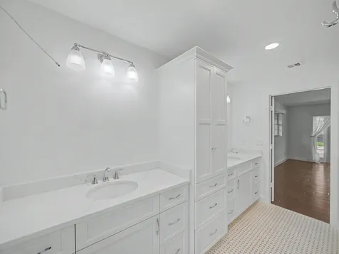 22 Banyan Road Sewalls Point FL 34996
