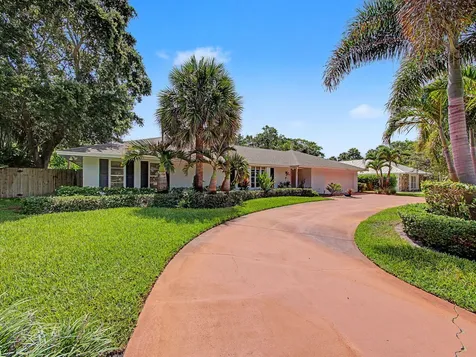 22 Banyan Road Sewalls Point FL 34996