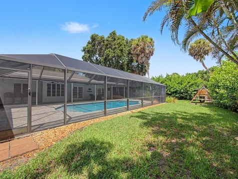 22 Banyan Road Sewalls Point FL 34996
