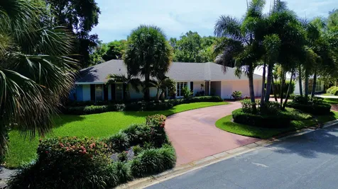 22 Banyan Road Sewalls Point FL 34996