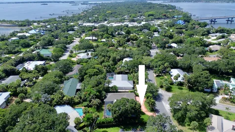 22 Banyan Road Sewalls Point FL 34996