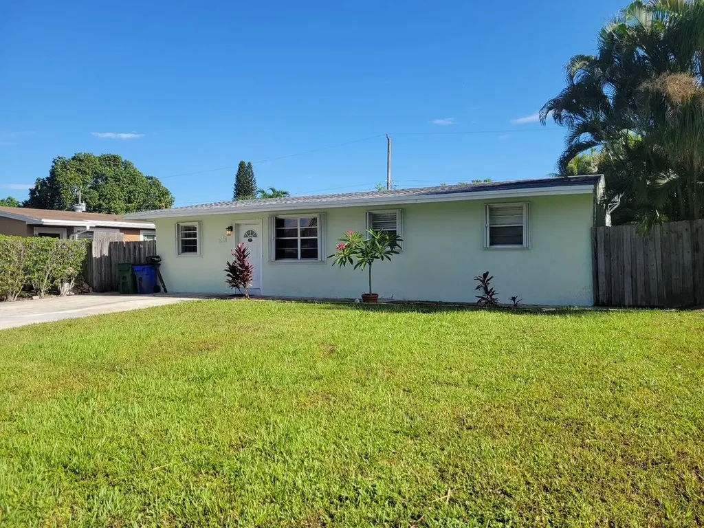6151 SW 2nd Street Margate FL 33068