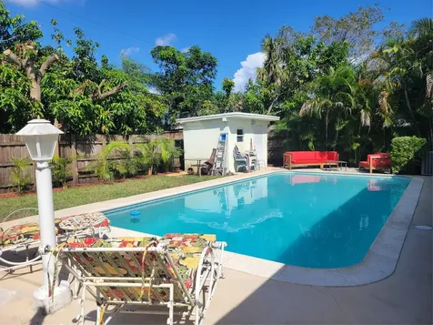 6151 SW 2nd Street Margate FL 33068