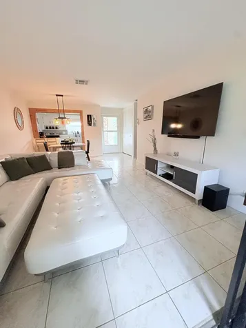 2966 Crosley Drive E West Palm Beach FL 33415