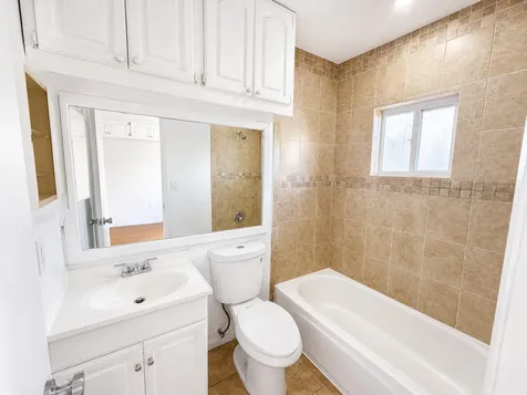 180 Riviera Circle Weston FL 33326