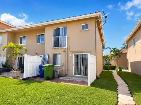 180 Riviera Circle Weston FL 33326