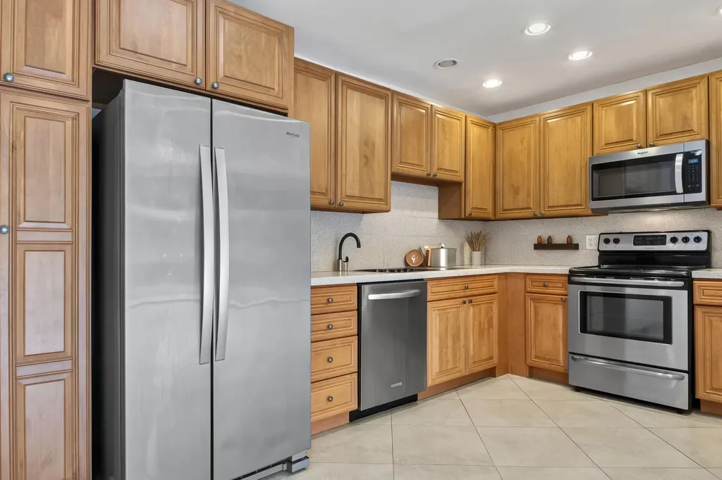 13 Jacaranda Drive Plantation FL 33324