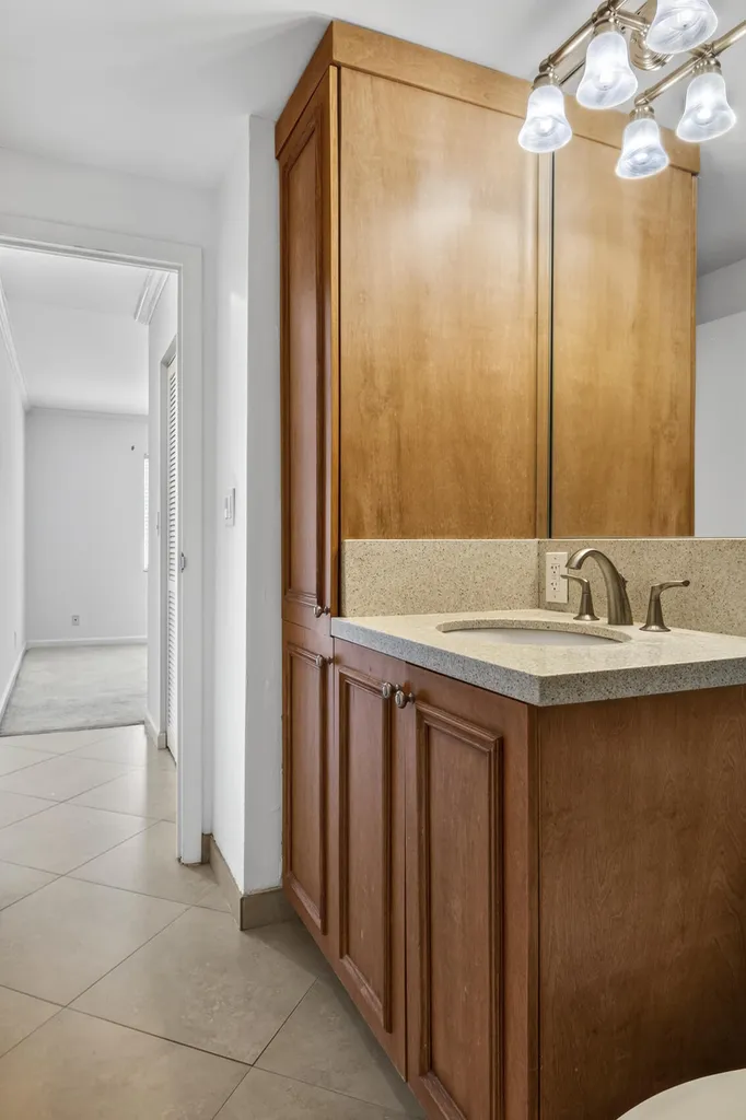 13 Jacaranda Drive Plantation FL 33324