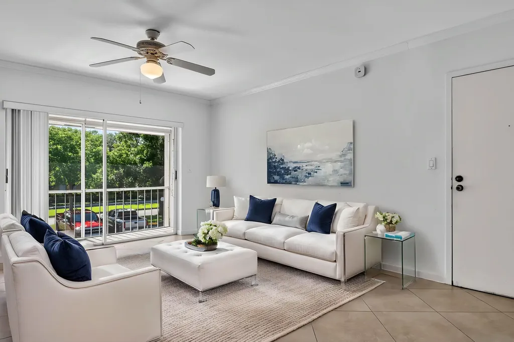 13 Jacaranda Drive Plantation FL 33324