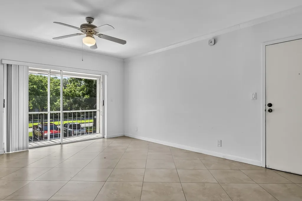 13 Jacaranda Drive Plantation FL 33324