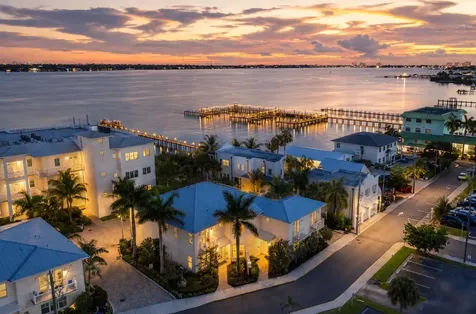 55 SE Seminole Street Stuart FL 34994