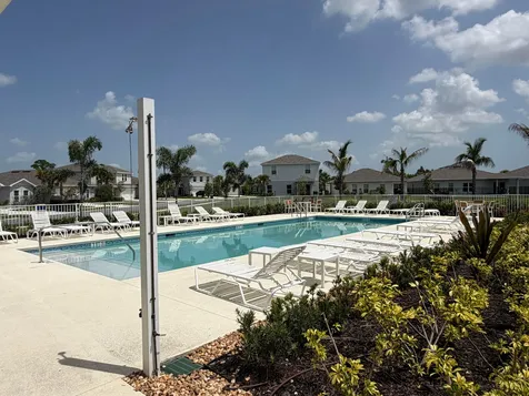 812 Persimmon Place Fort Pierce FL 34981