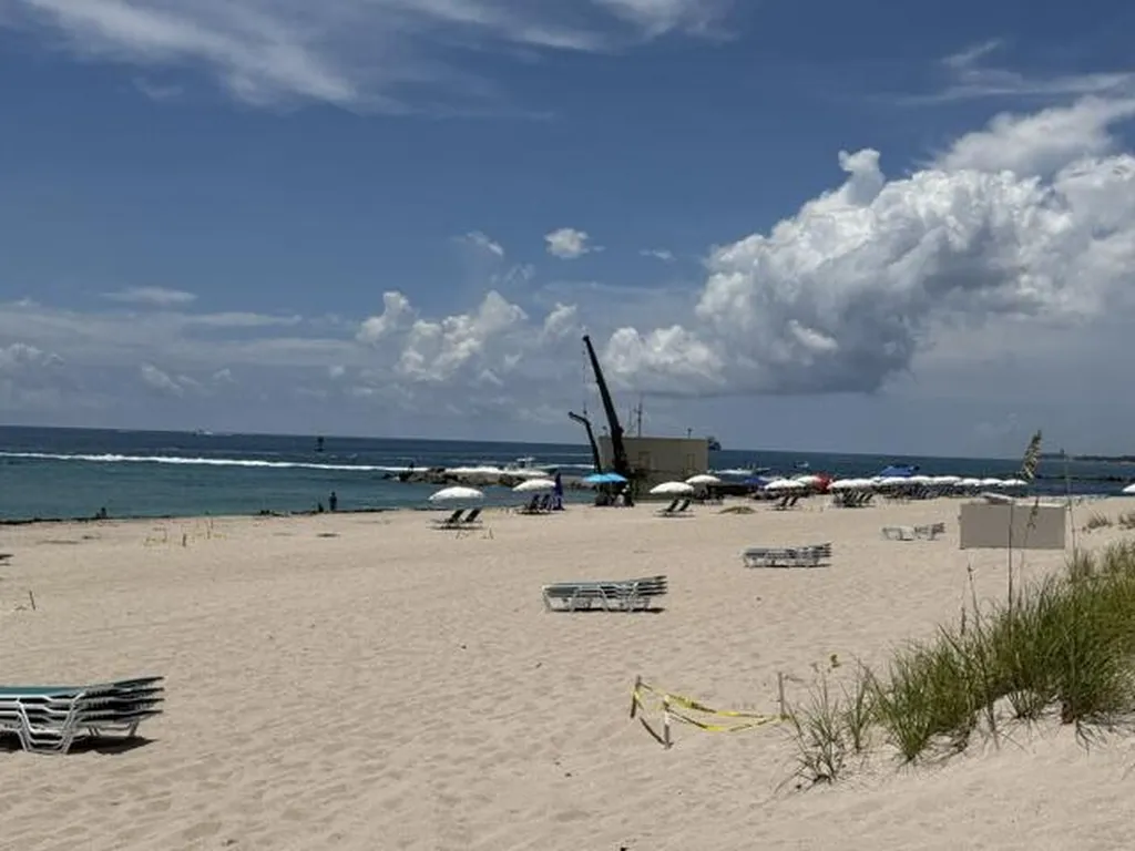 33 S Ocean Avenue Palm Beach Shores FL 33404