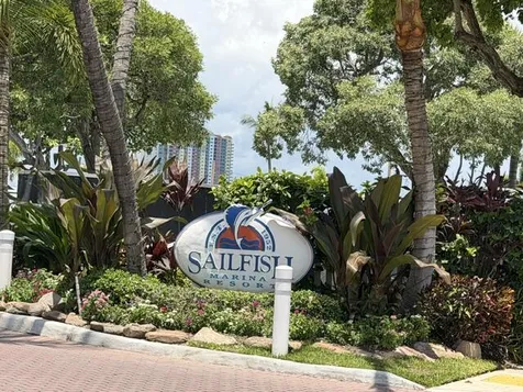 33 S Ocean Avenue Palm Beach Shores FL 33404