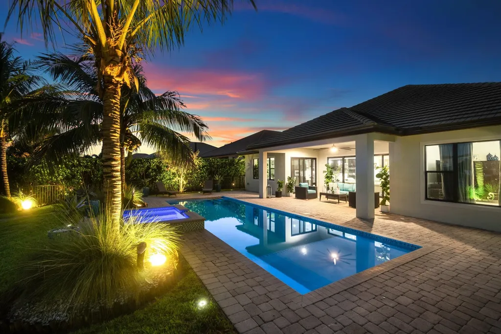 9316 Grand Prix Lane Boynton Beach FL 33472