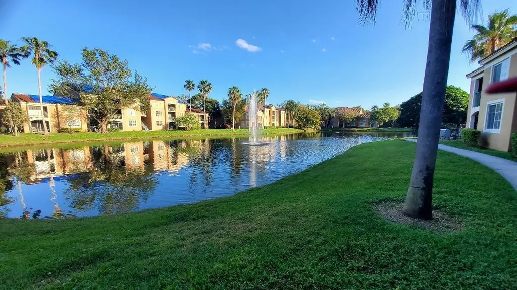 4844 N State Road 7 Coconut Creek FL 33073