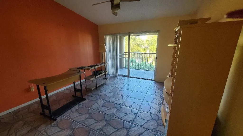 4844 N State Road 7 Coconut Creek FL 33073