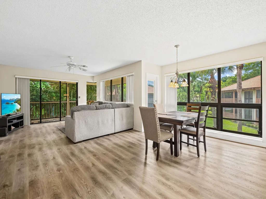 218 Brackenwood Terrace Palm Beach Gardens FL 33418