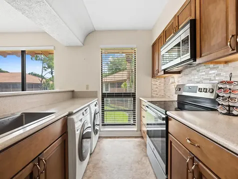 218 Brackenwood Terrace Palm Beach Gardens FL 33418
