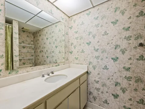 218 Brackenwood Terrace Palm Beach Gardens FL 33418