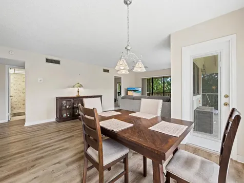 218 Brackenwood Terrace Palm Beach Gardens FL 33418