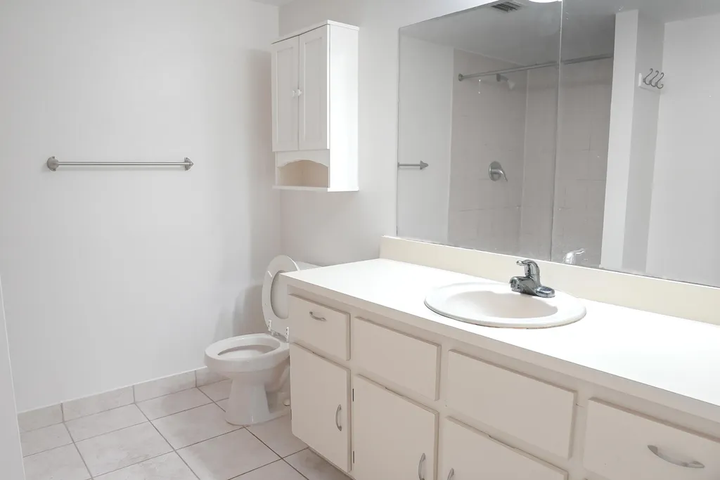 2112 S Cypress Bend Drive Pompano Beach FL 33069