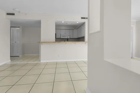 2112 S Cypress Bend Drive Pompano Beach FL 33069