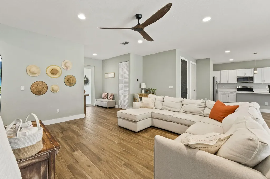 601 SW S Quick Circle Port St Lucie FL 34953