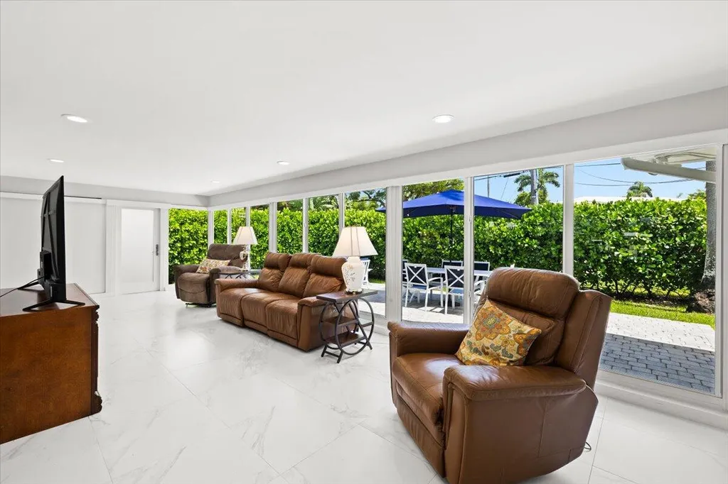 1431 S Ocean Boulevard Pompano Beach FL 33062