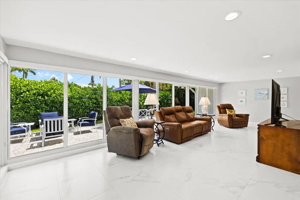 1431 S Ocean Boulevard Pompano Beach FL 33062