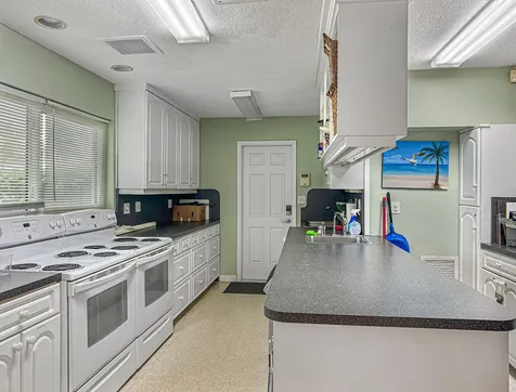 1431 S Ocean Boulevard Pompano Beach FL 33062